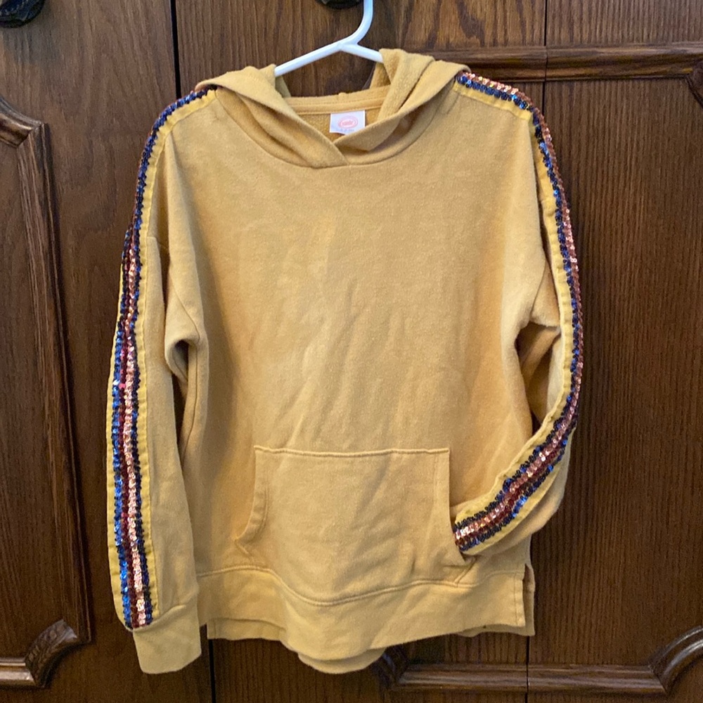 Lightweight mustard yellow girls sweatshirt size 6-6x